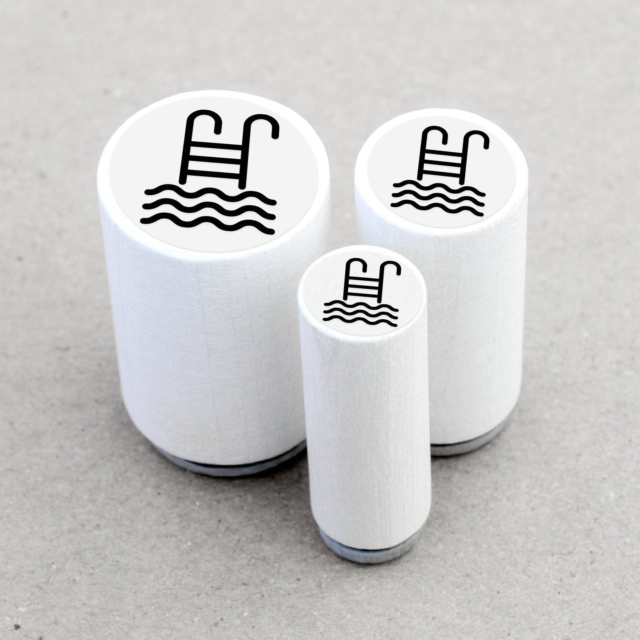 MINI STEMPEL // SWIMMINGPOOL
