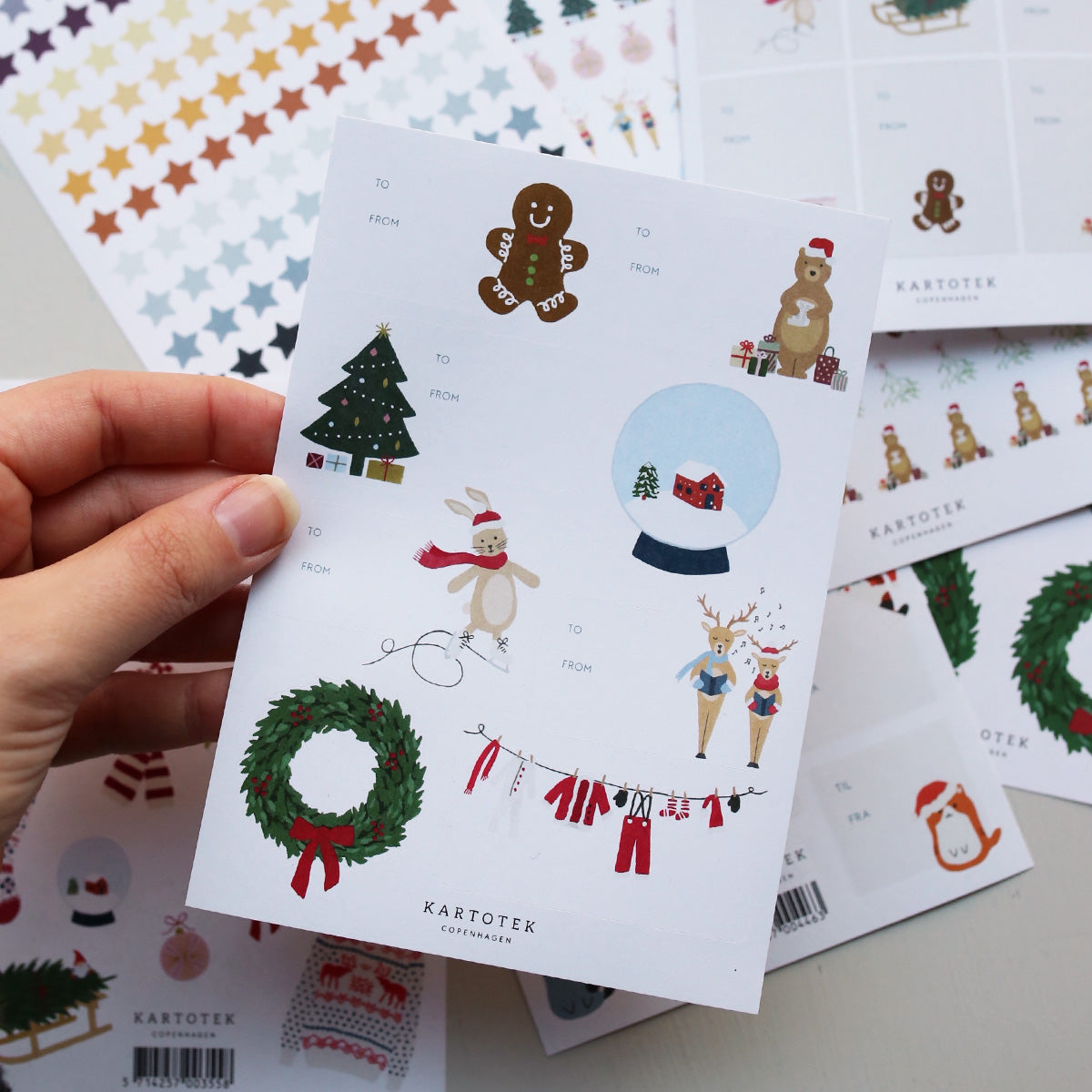 files/Feed_Christmas_gift_tag_stickers_01.jpg
