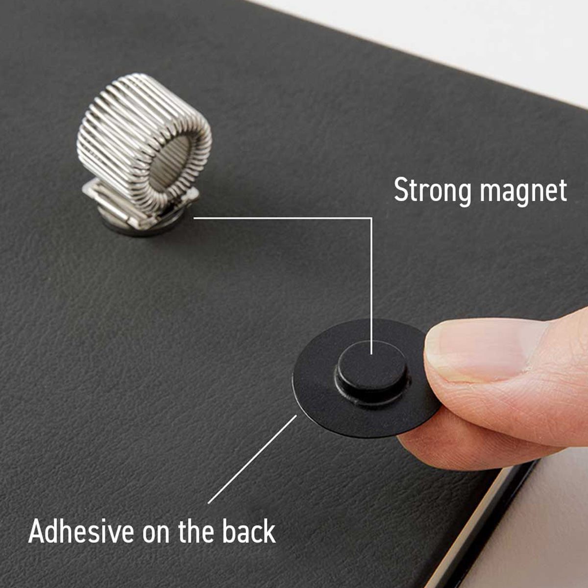 MAGNETISK PENNEHOLDER // SØLV