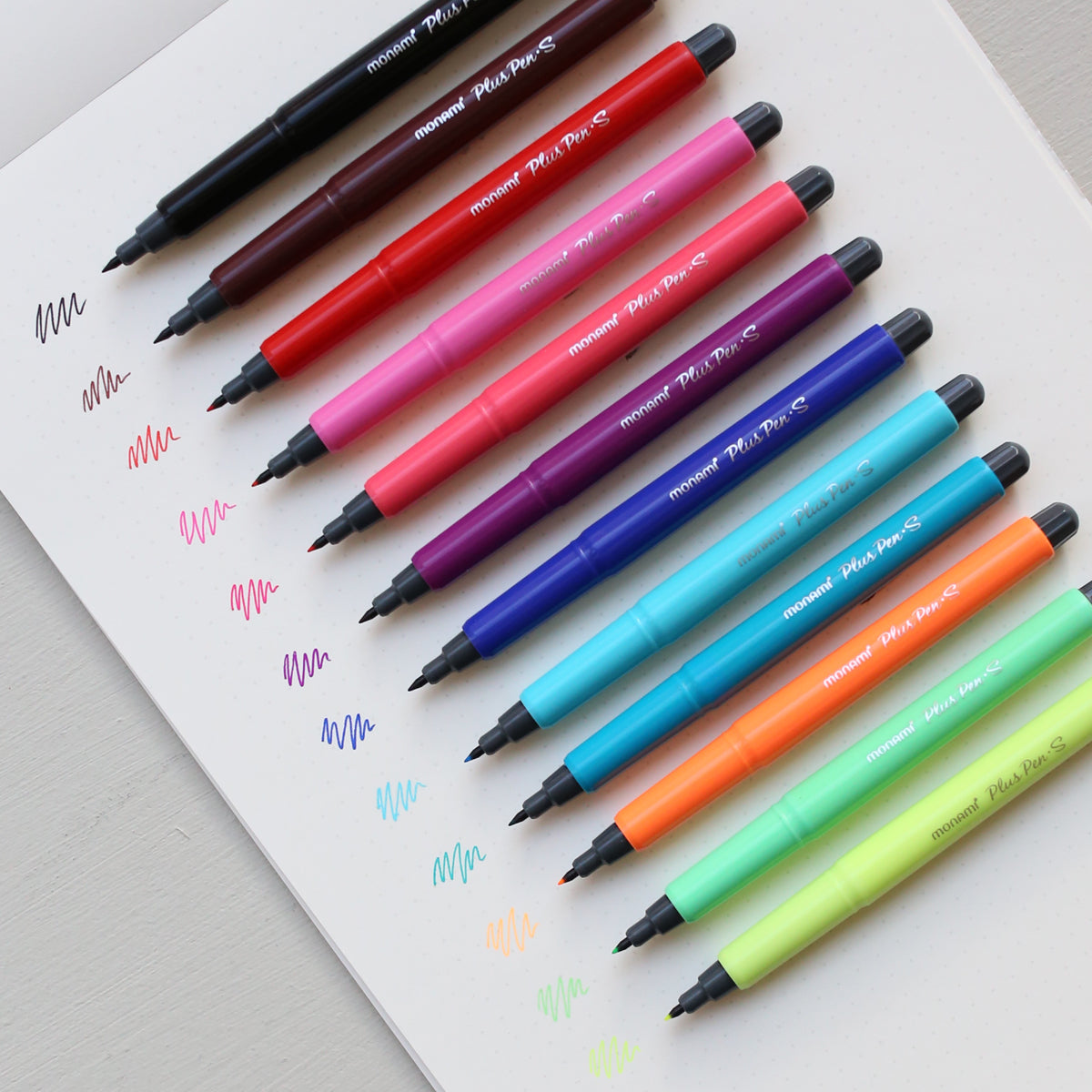 PLUS PEN-S // NEON GUL