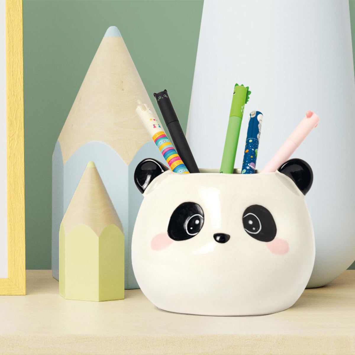PENNEHOLDER // PANDA