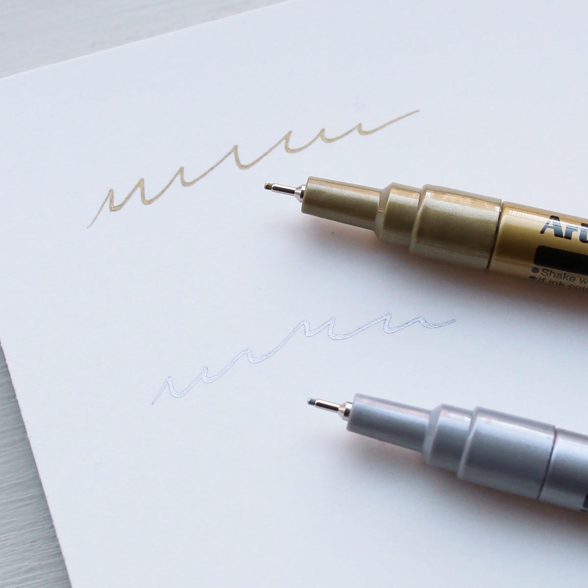 FINELINER METALLISK TUSCH // SØLV