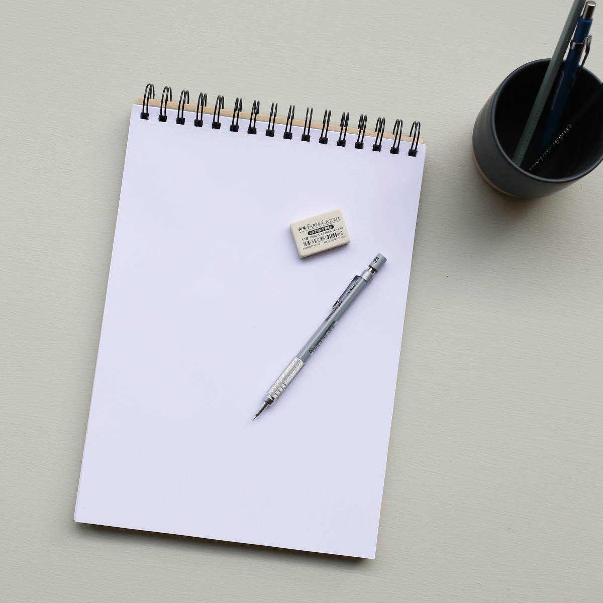 SPIRALBUNDET TEGNEBLOK // A4