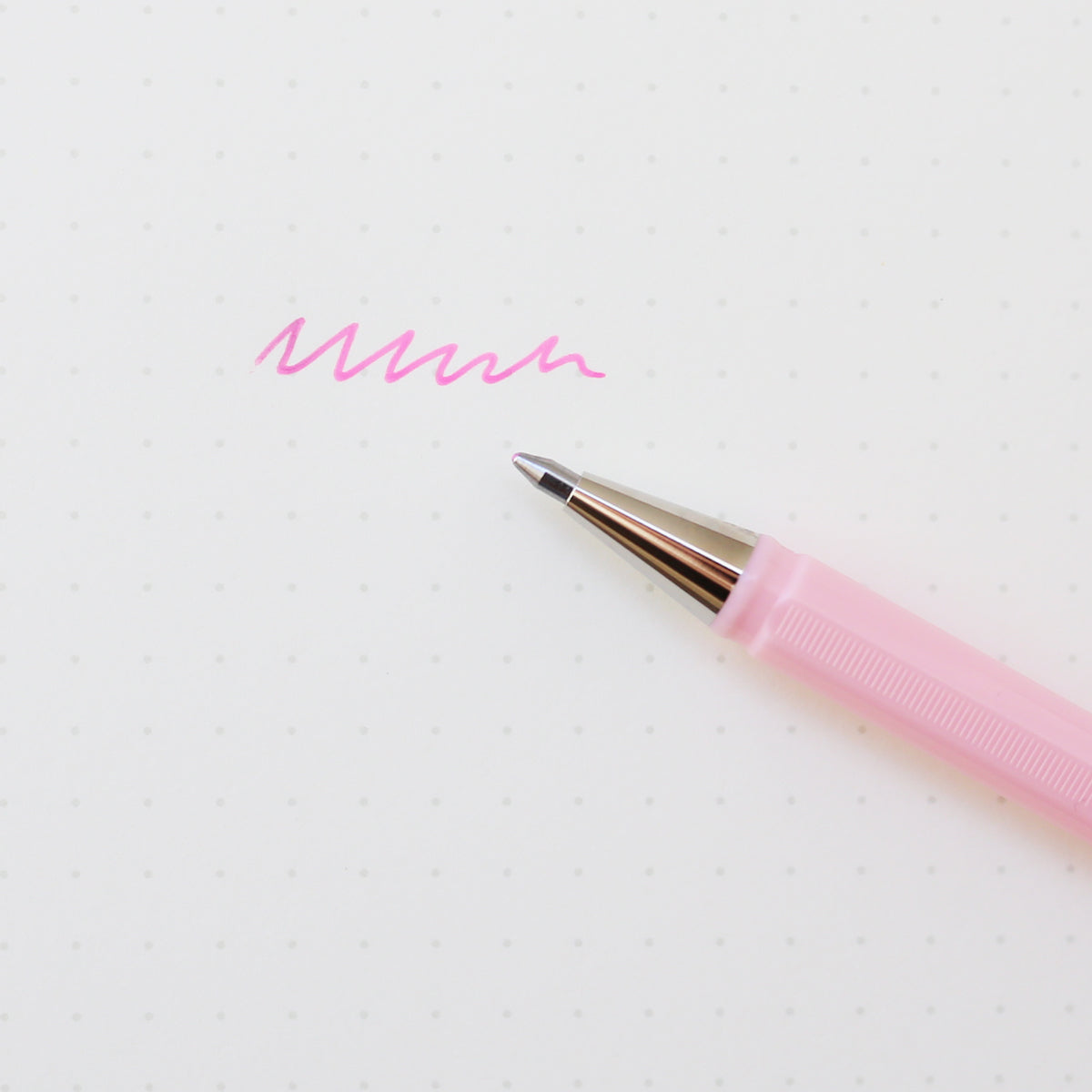 HYBRID MILKY GELPEN // PASTEL PINK