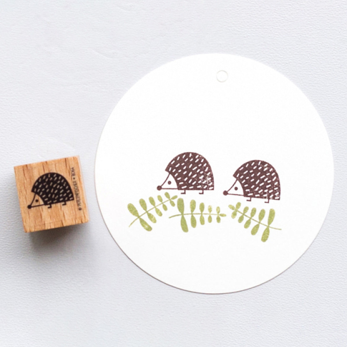 STEMPEL // PINDSVINUNGE