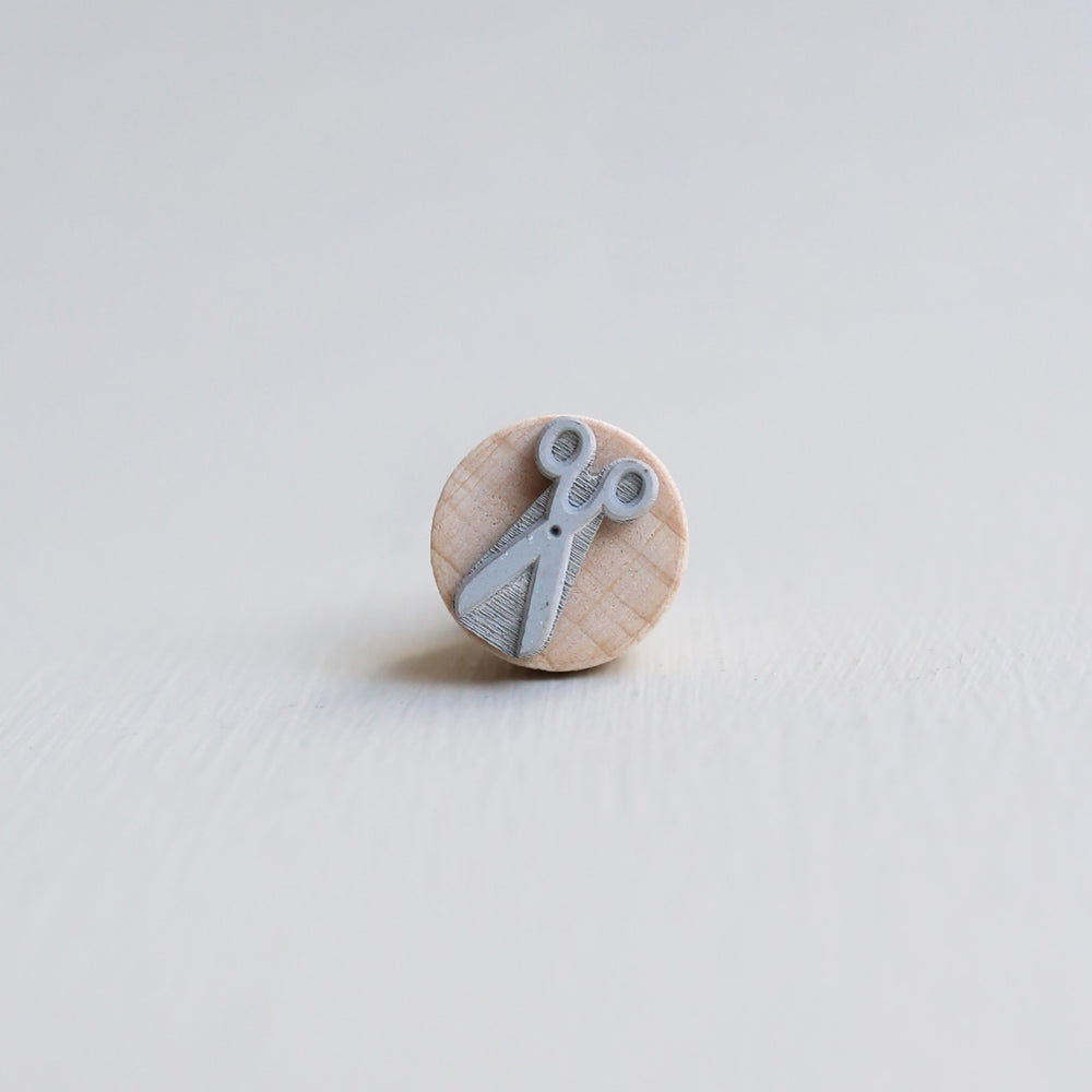 STEMPEL // SAKS