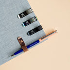 KLIPS PENNEHOLDER // ROSEGOLD