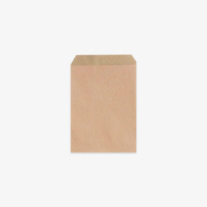 NUDE GAVEPOSE // M