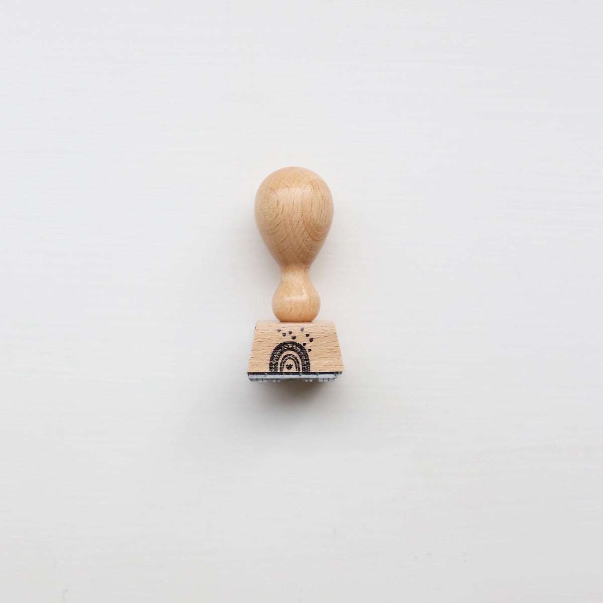 RUBBER STAMP // RAINBOW WITH HEARTS