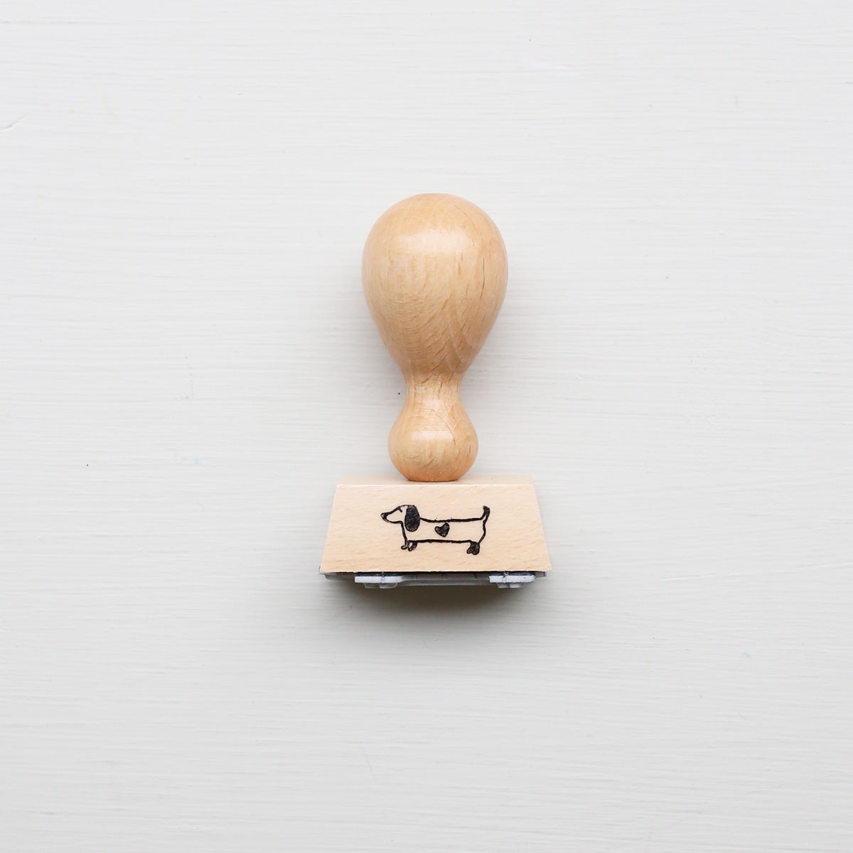STEMPEL // LILLE GRAVHUND