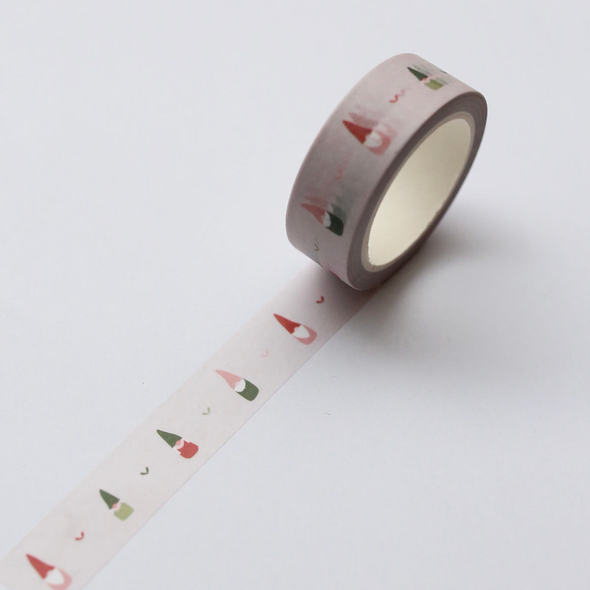 MASKING TAPE // JULENISSER