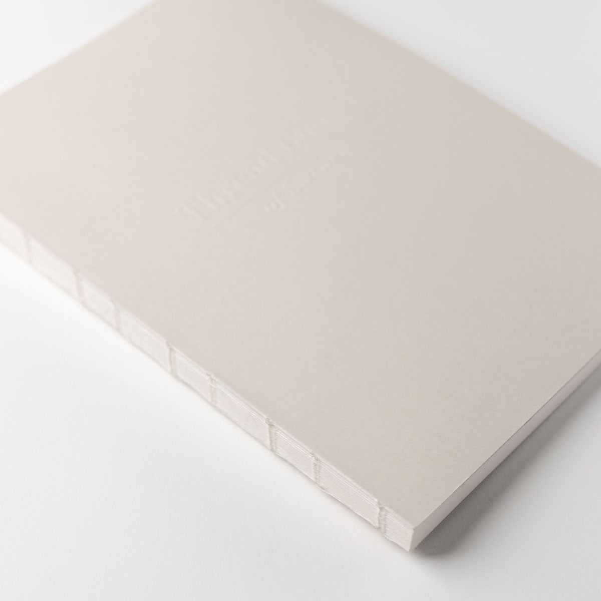 PAPERSTYLE TRÅDBUNDET NOTESBOG A5 // BLANK