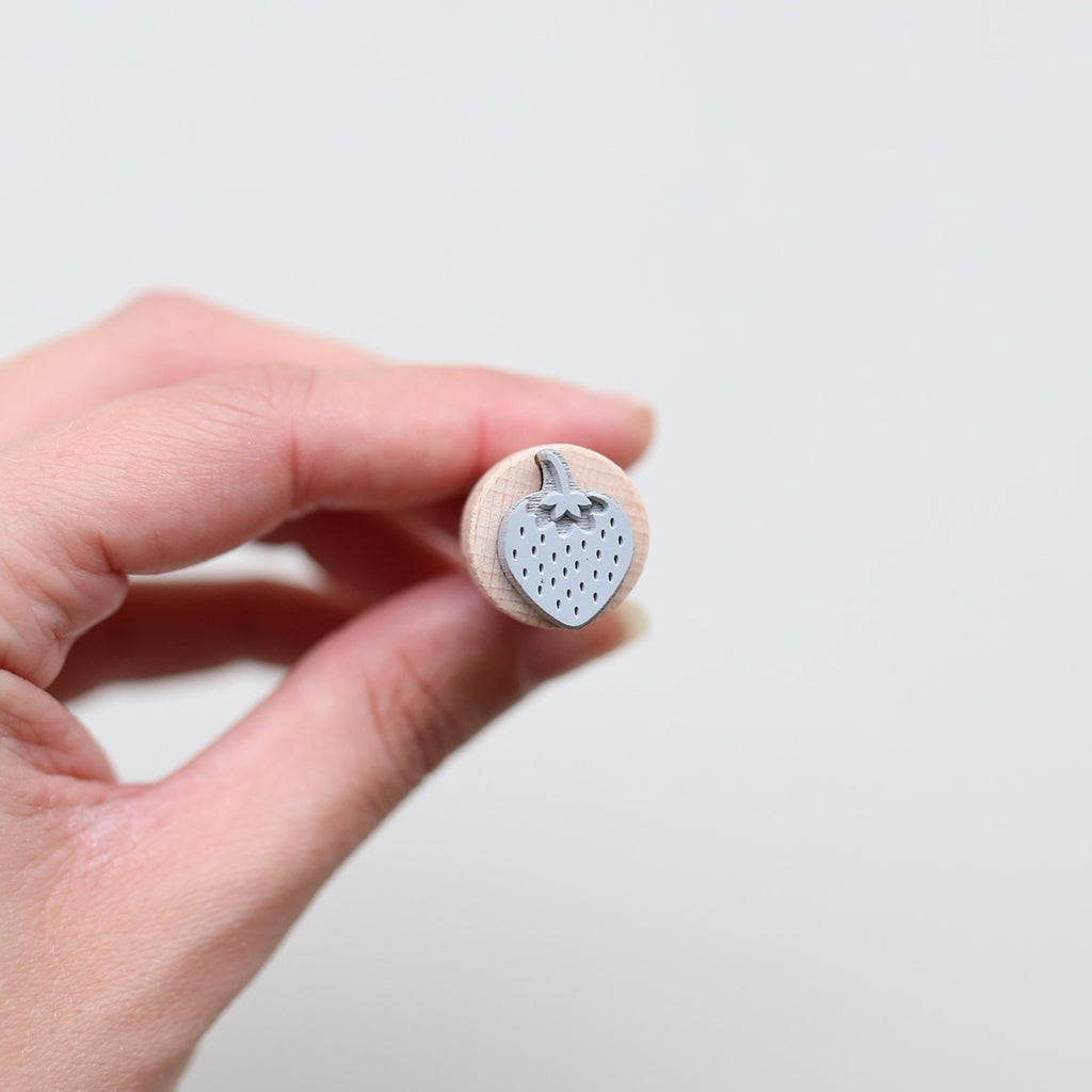STEMPEL // JORDBÆR