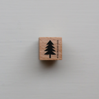 STEMPEL // FYRRETRÆ