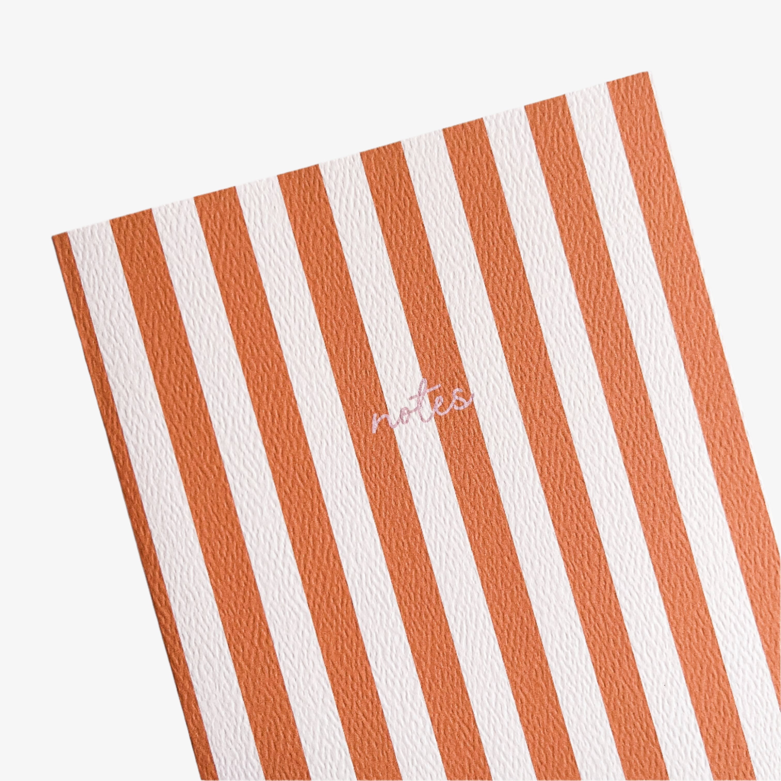 STRIBET NOTESBOG A5 // ORANGE