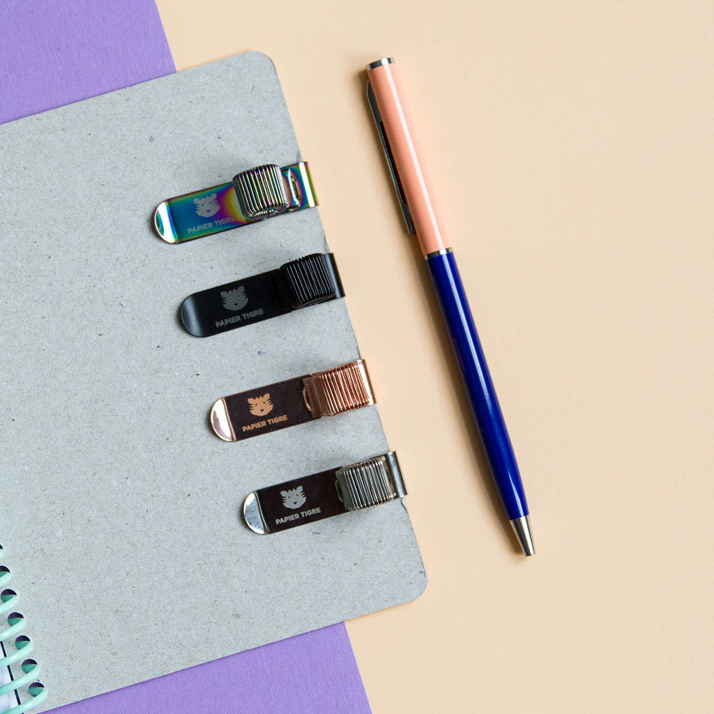 KLIPS PENNEHOLDER // ROSEGOLD