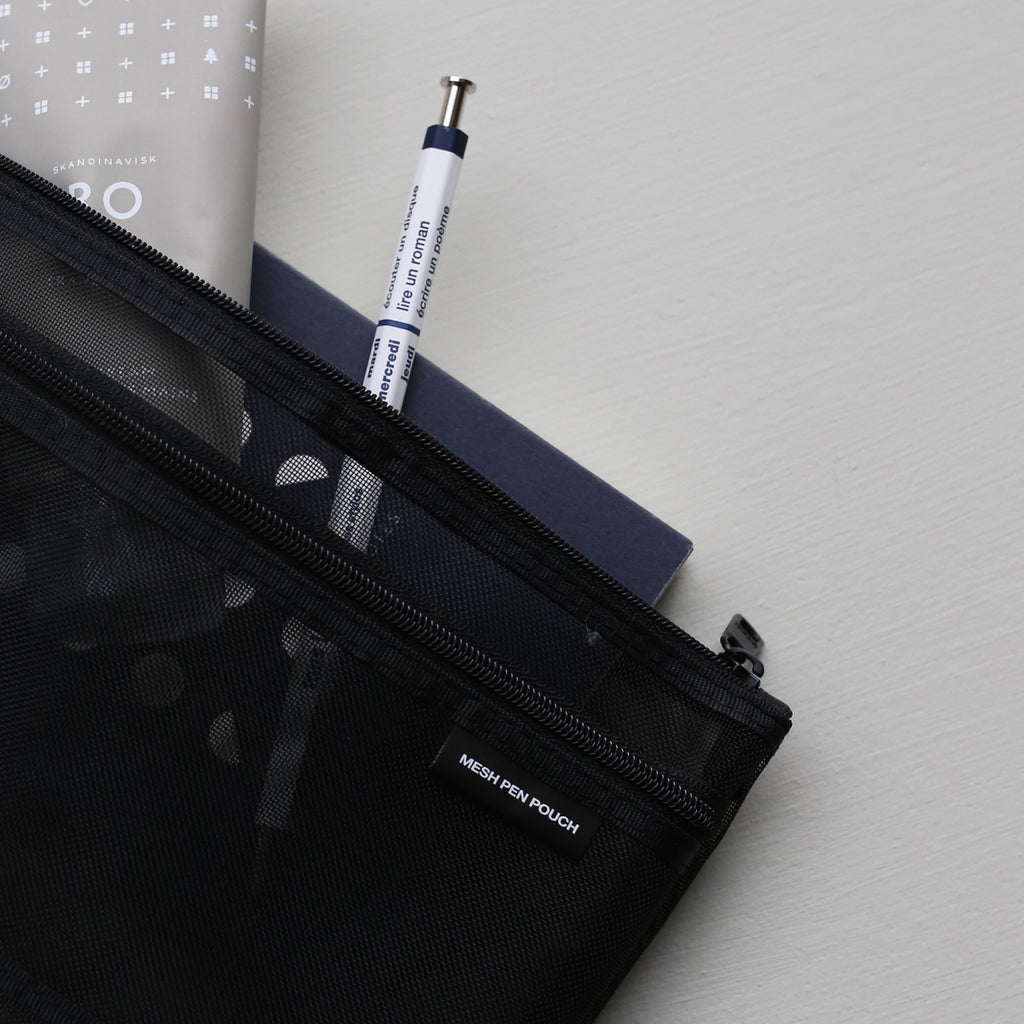 TASKE I NYLON // SORT