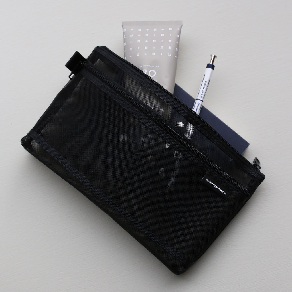 TASKE I NYLON // SORT