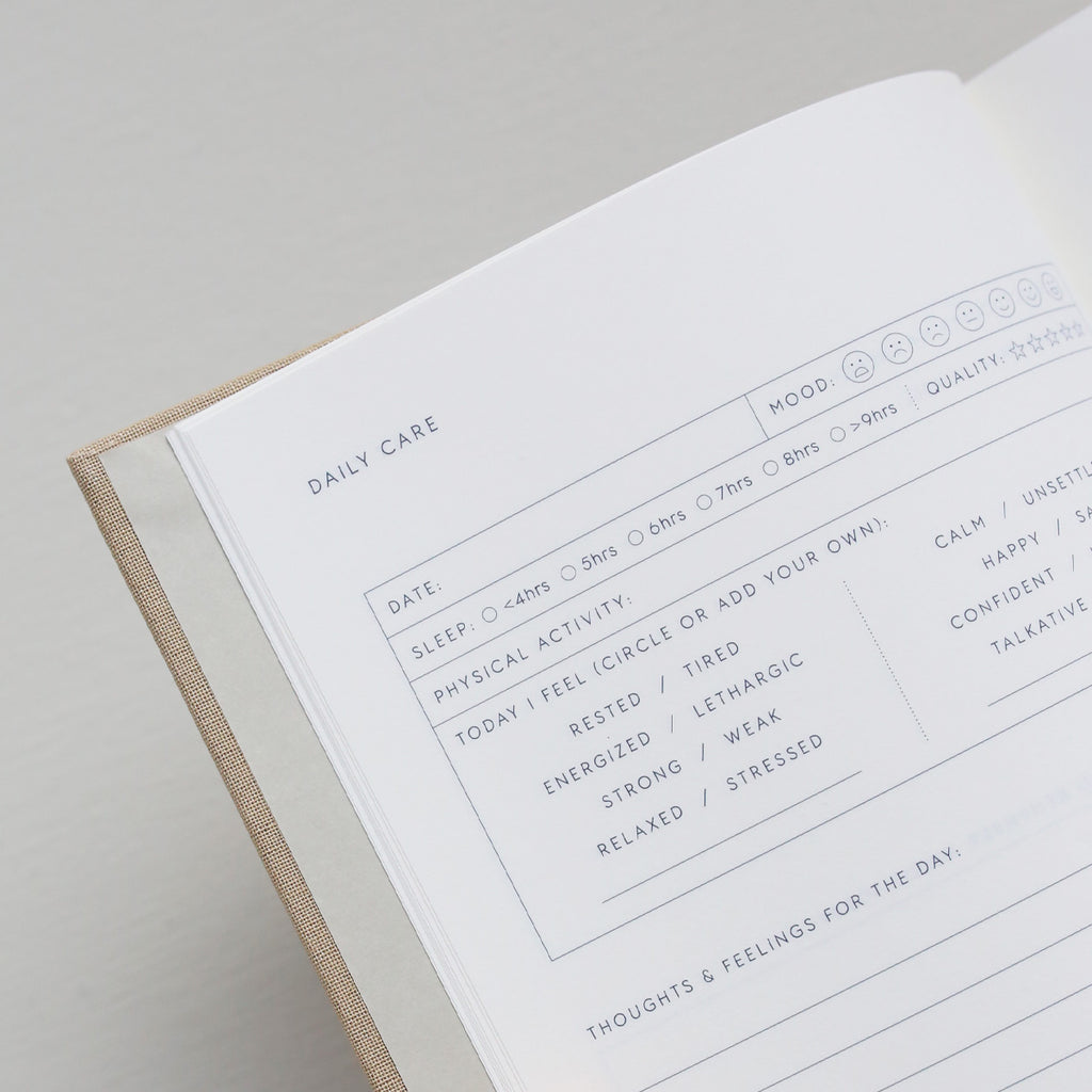 CARE JOURNAL // OMSORGSDAGBOG (ENGELSK)