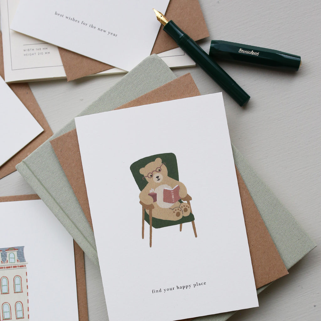 KORT // READING BEAR