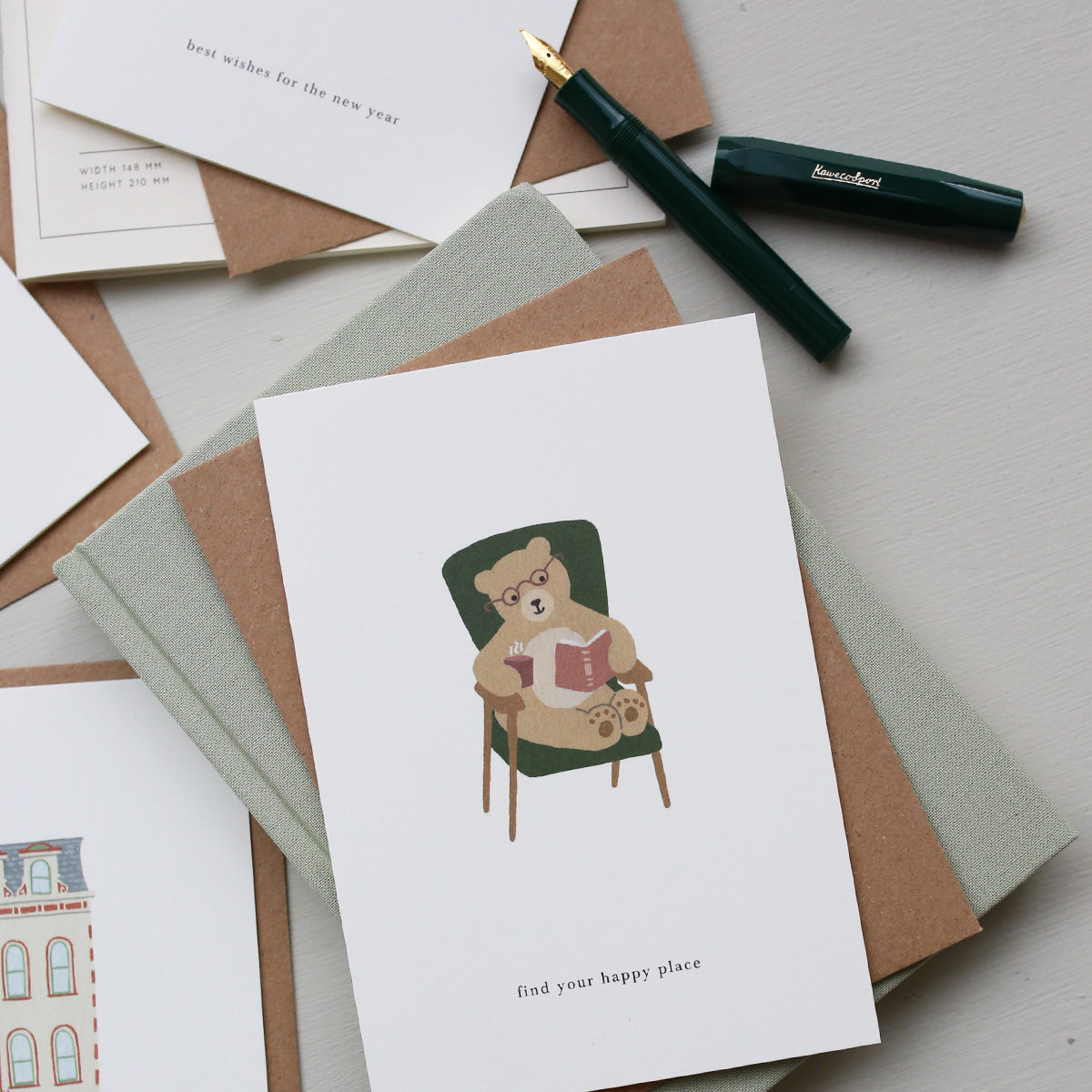 KORT // READING BEAR