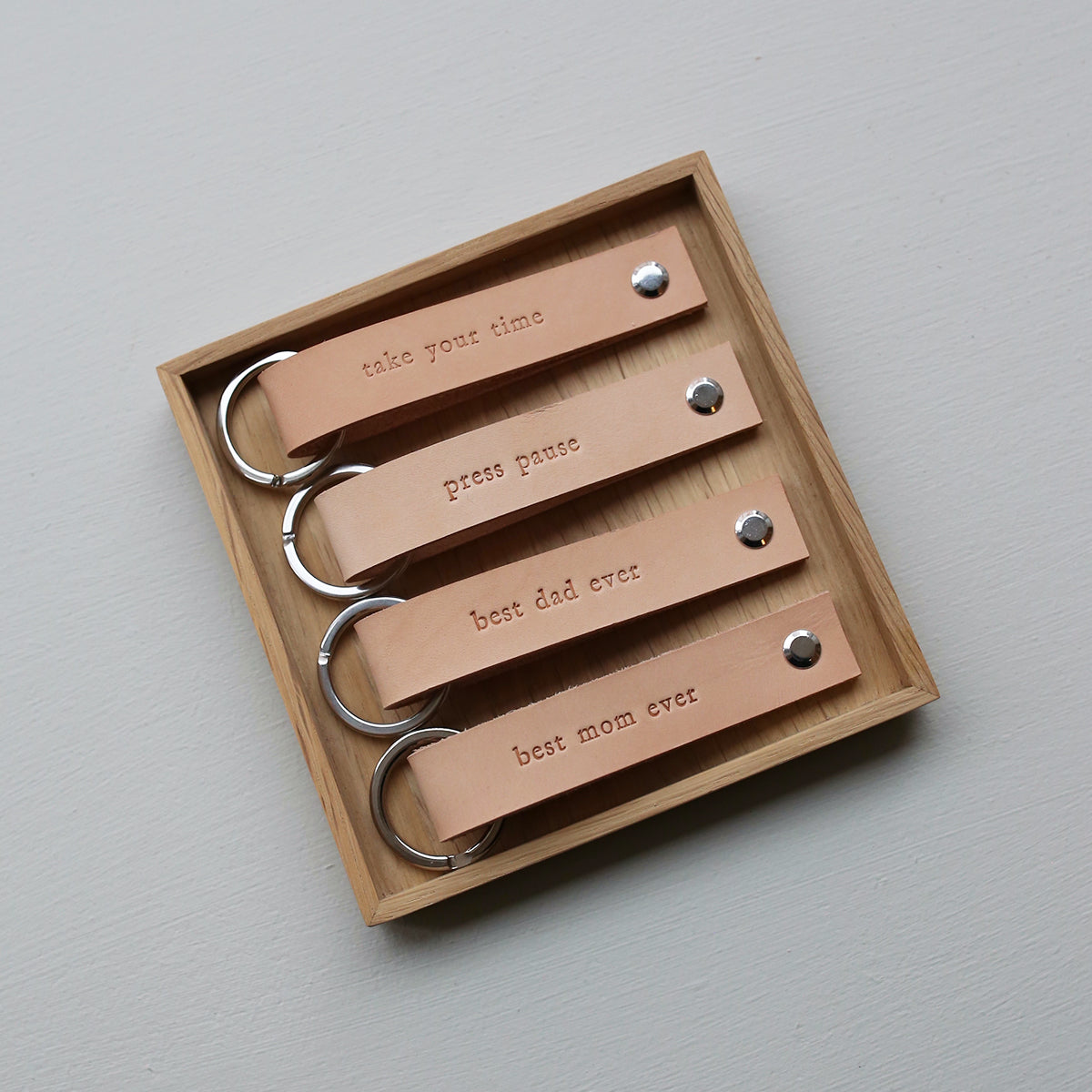 LEATHER KEY HOLDER // PRESS PAUSE