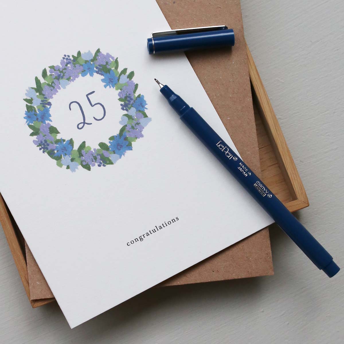 KORT // ANNIVERSARY WREATH 25