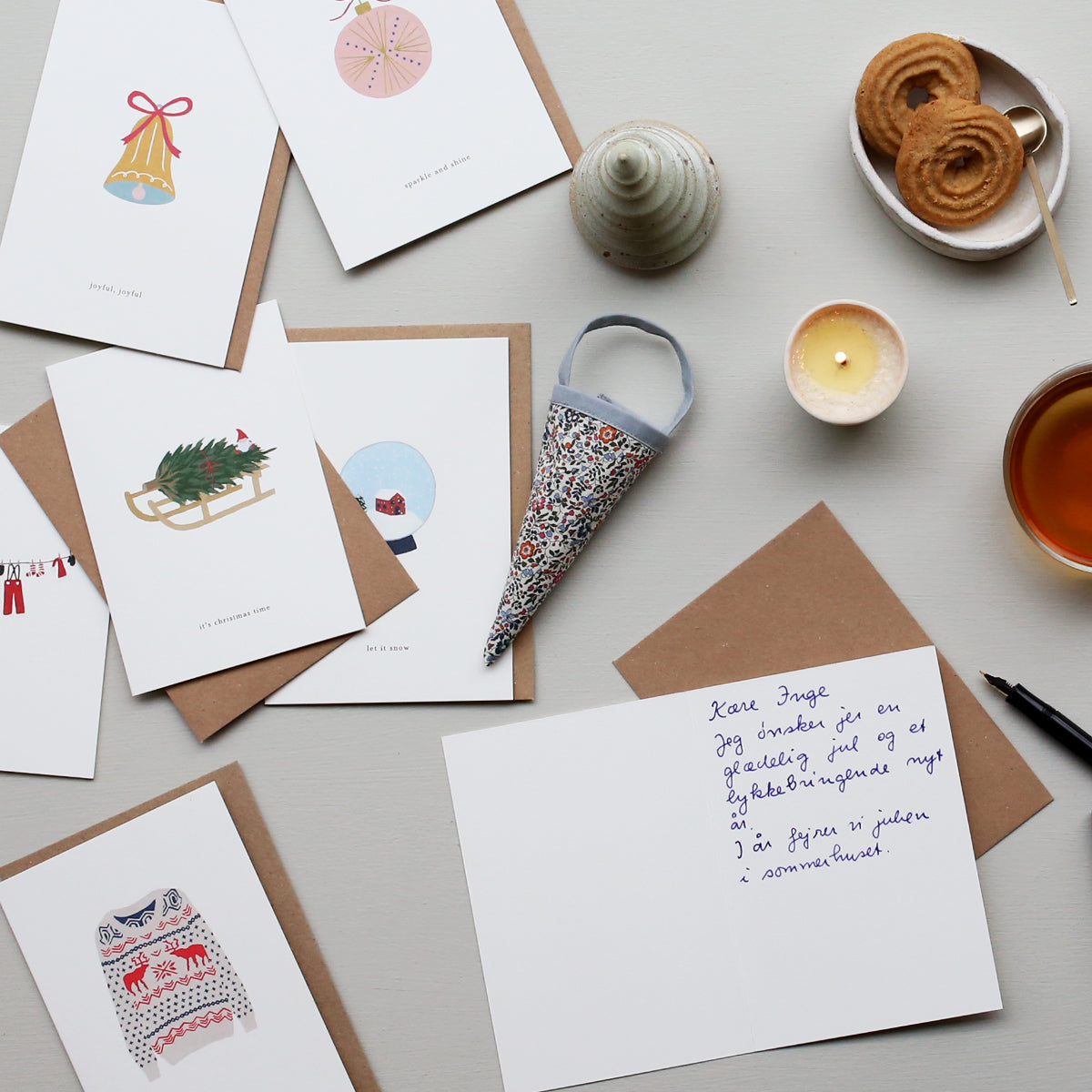 GREETING CARD // SNOWGLOBE
