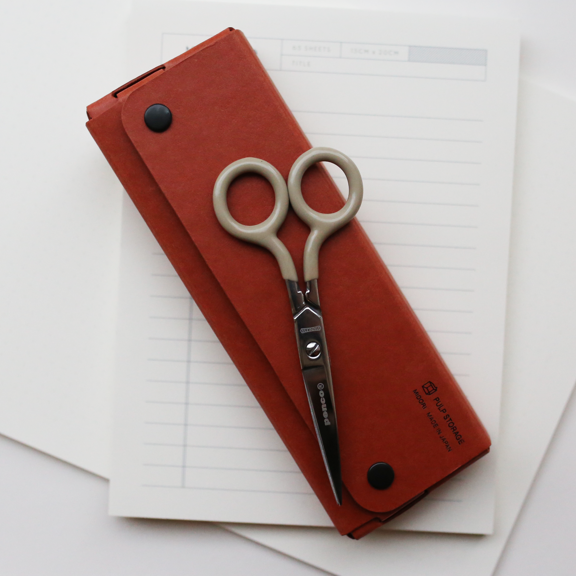 products/Penco_ScissorS_Ivory_02.png