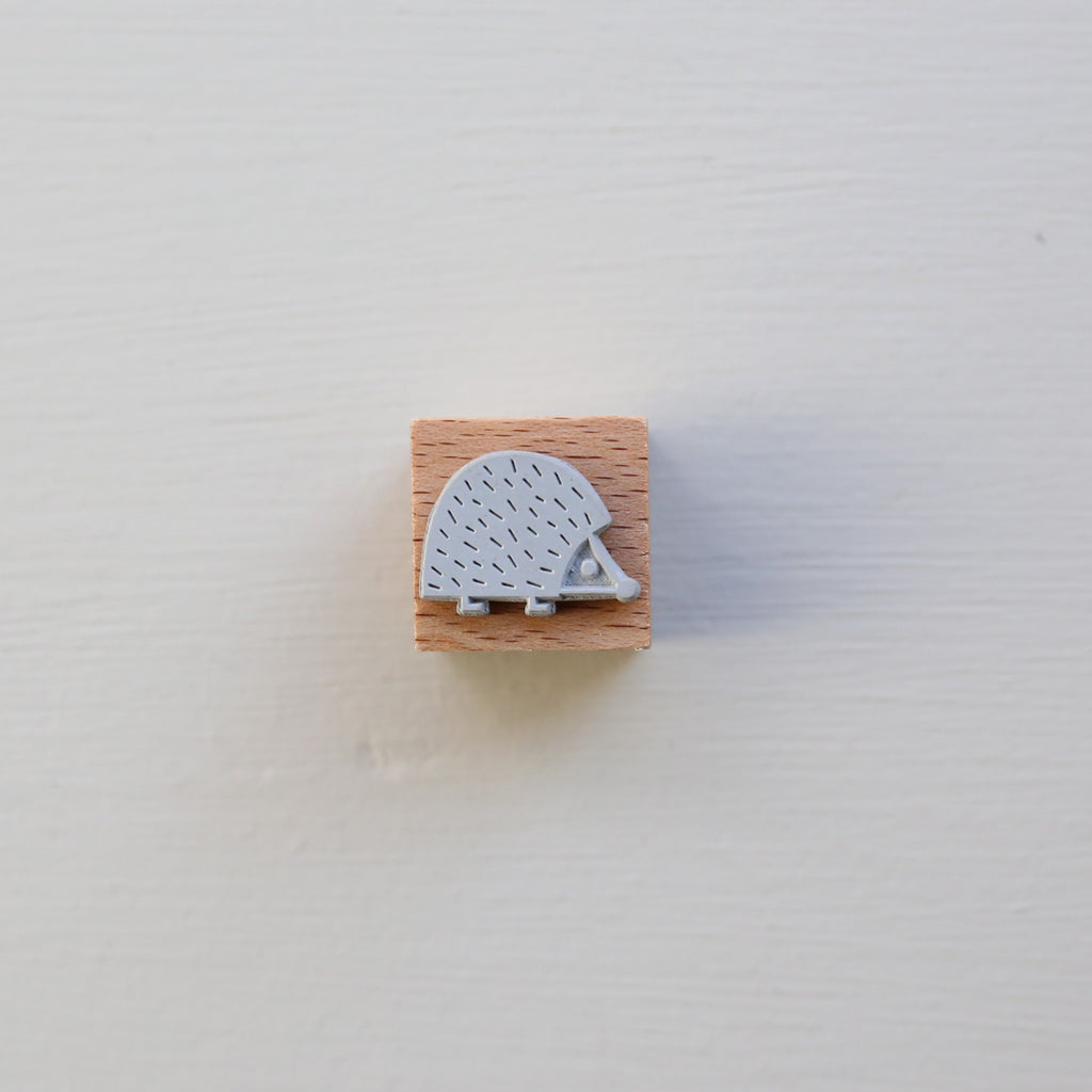 STEMPEL // PINDSVINUNGE